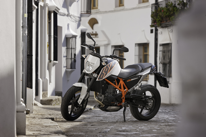 KTM-690-Duke-5