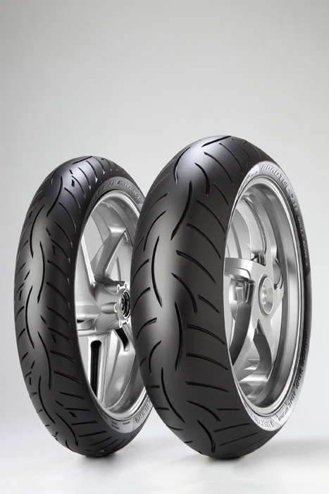 Metzeler_Roadtec-Z8-Interac